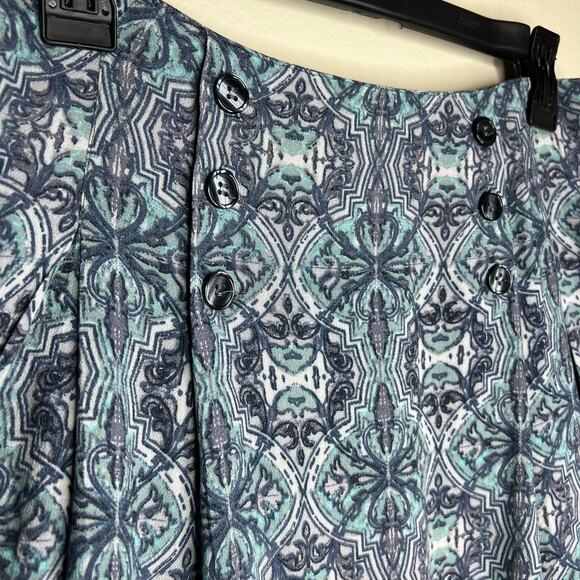 Free People Lovers Lane Mini Skirt 4 Blue Motif Medallion Button Pleated Boho - Picture 5 of 11